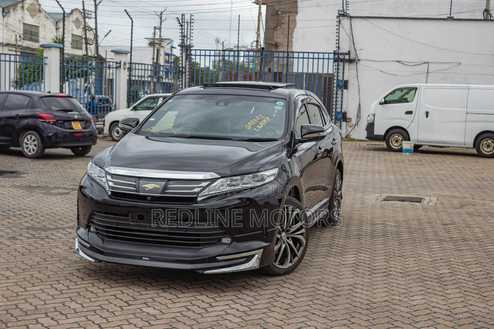 Toyota Harrier 2.0 4WD 2019 Black