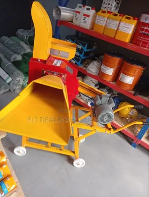 Compact and Powerful Chaff Cutter for Livestock Feed Preparation