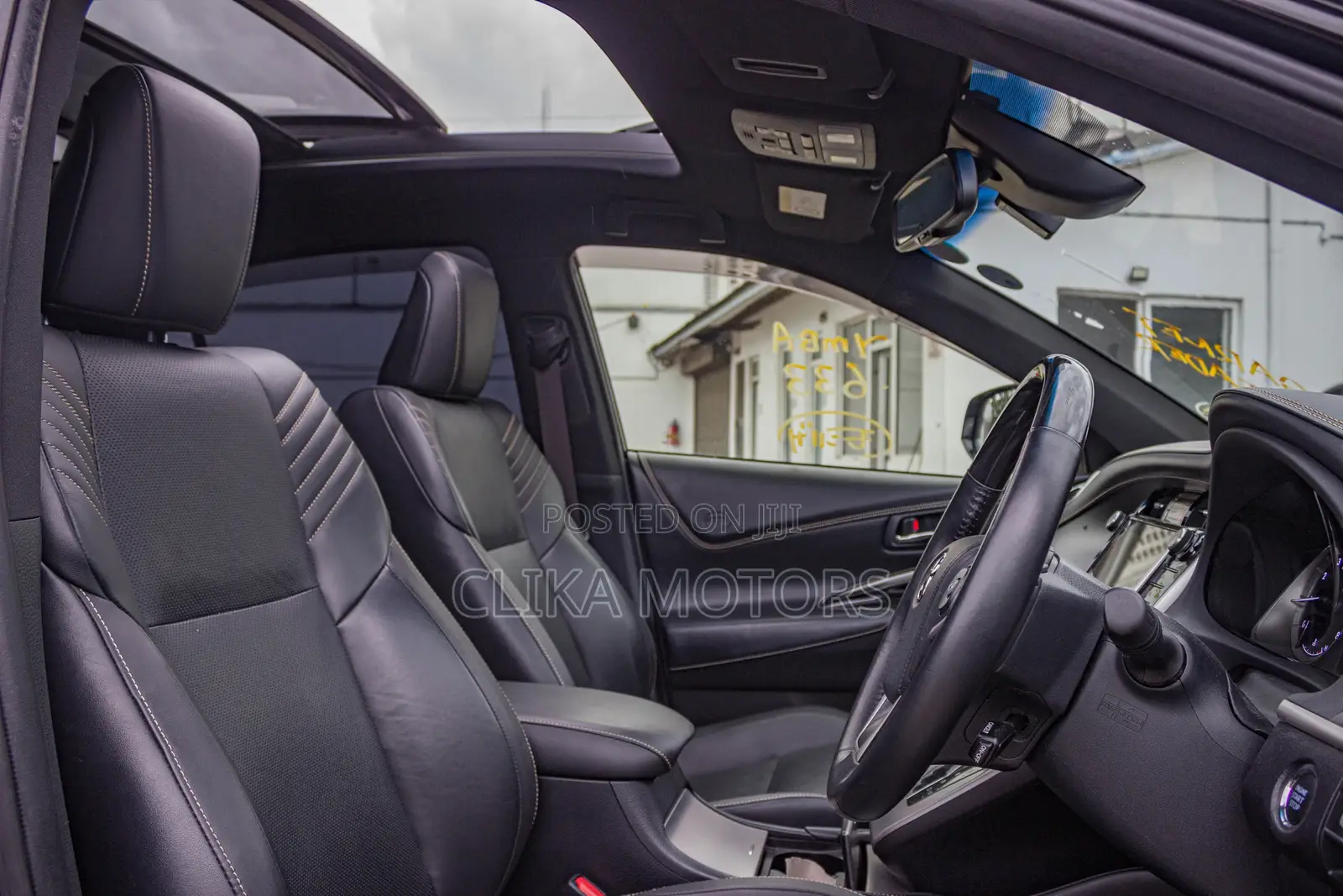 Toyota Harrier 2.0 4WD 2019 Black
