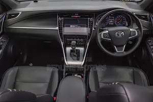 Toyota Harrier 2.0 4WD 2019 Black