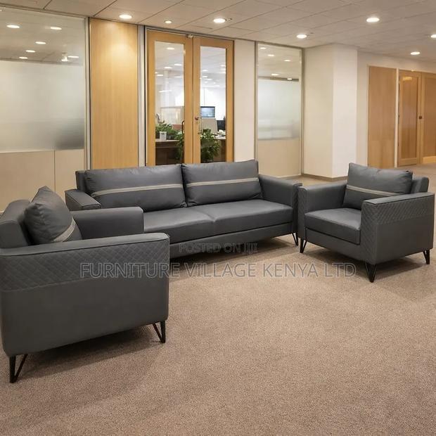 Gray Leather 5-Seater Sofa Set. - thumbnail 3