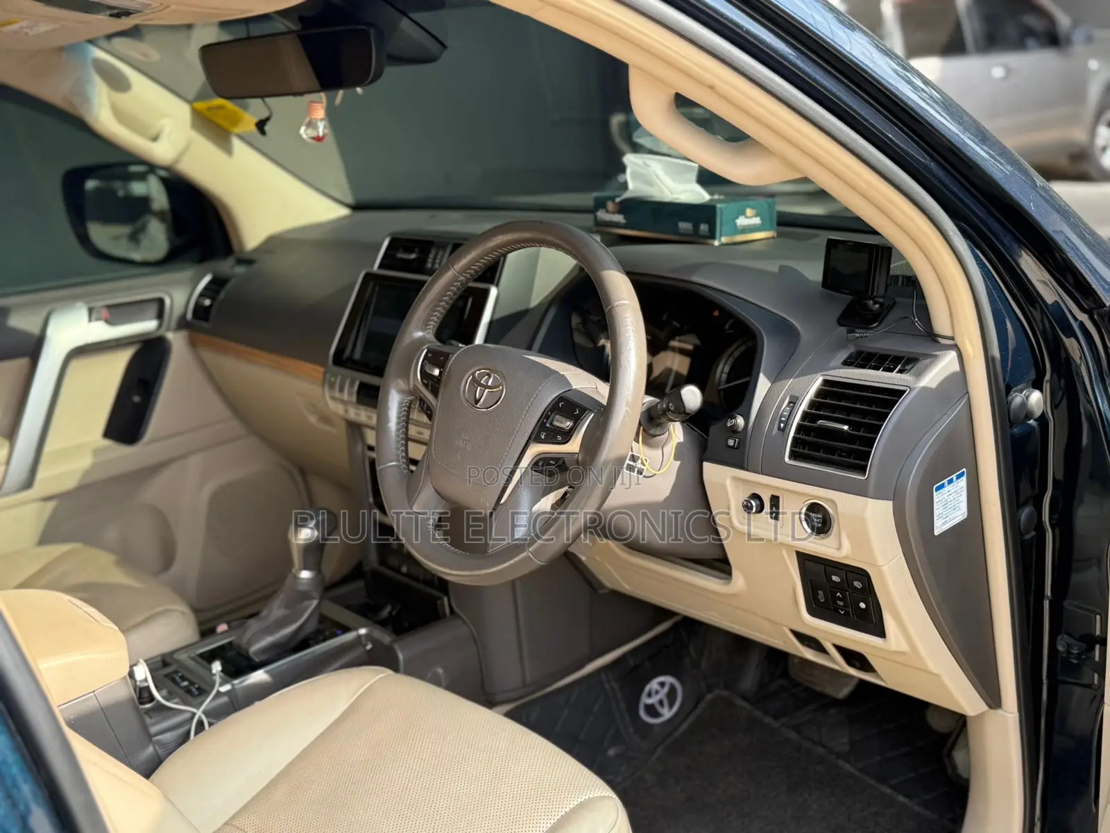 Toyota Land Cruiser Prado 2019 Black