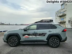 Toyota RAV4 2019 Green