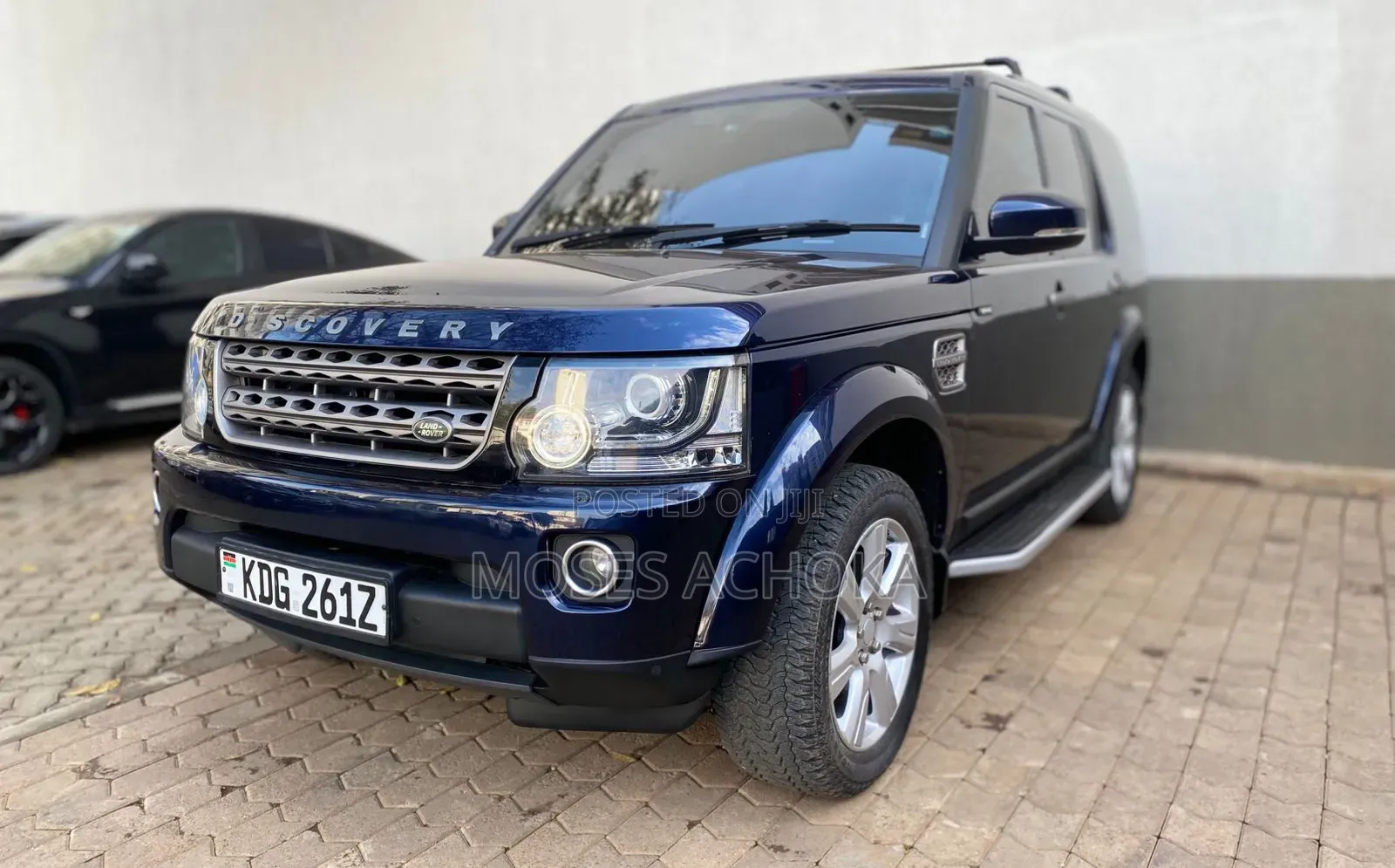 Land Rover Discovery 2015 Blue