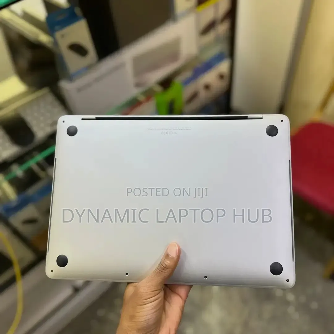 Laptop Apple MacBook Pro 2020 32GB Intel Core i7 SSD 512GB
