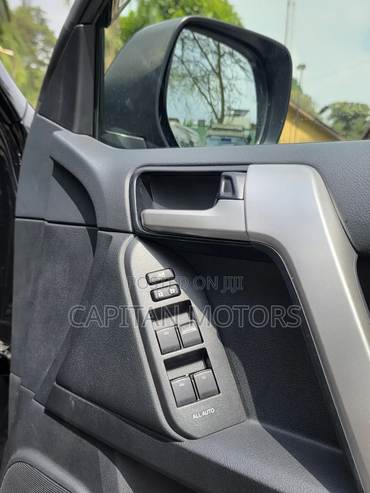 Toyota Land Cruiser Prado 2.7 2019 Black