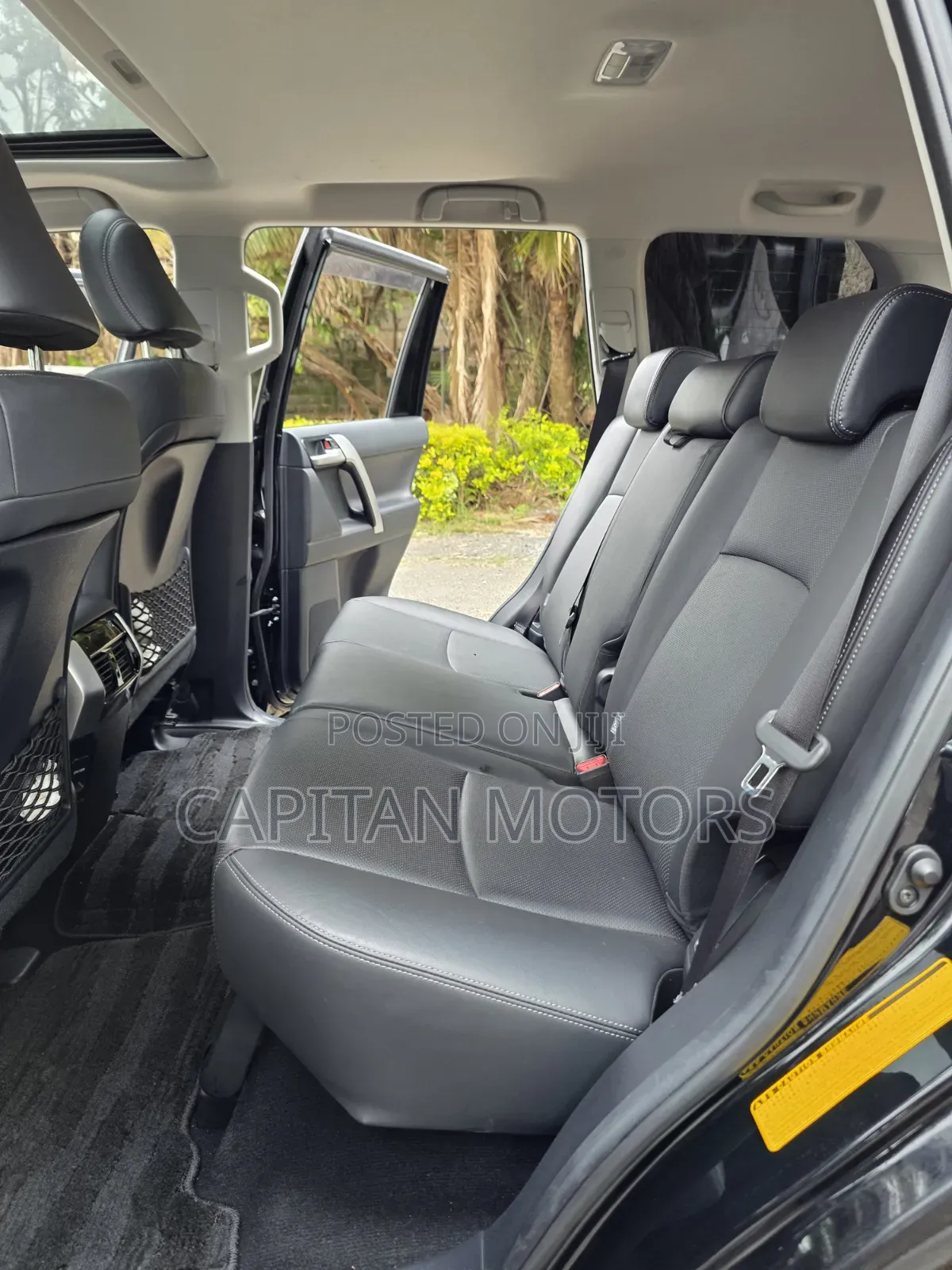 Toyota Land Cruiser Prado 2.7 2019 Black