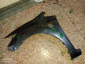 Toyota Uris 2008 Wing / Fender