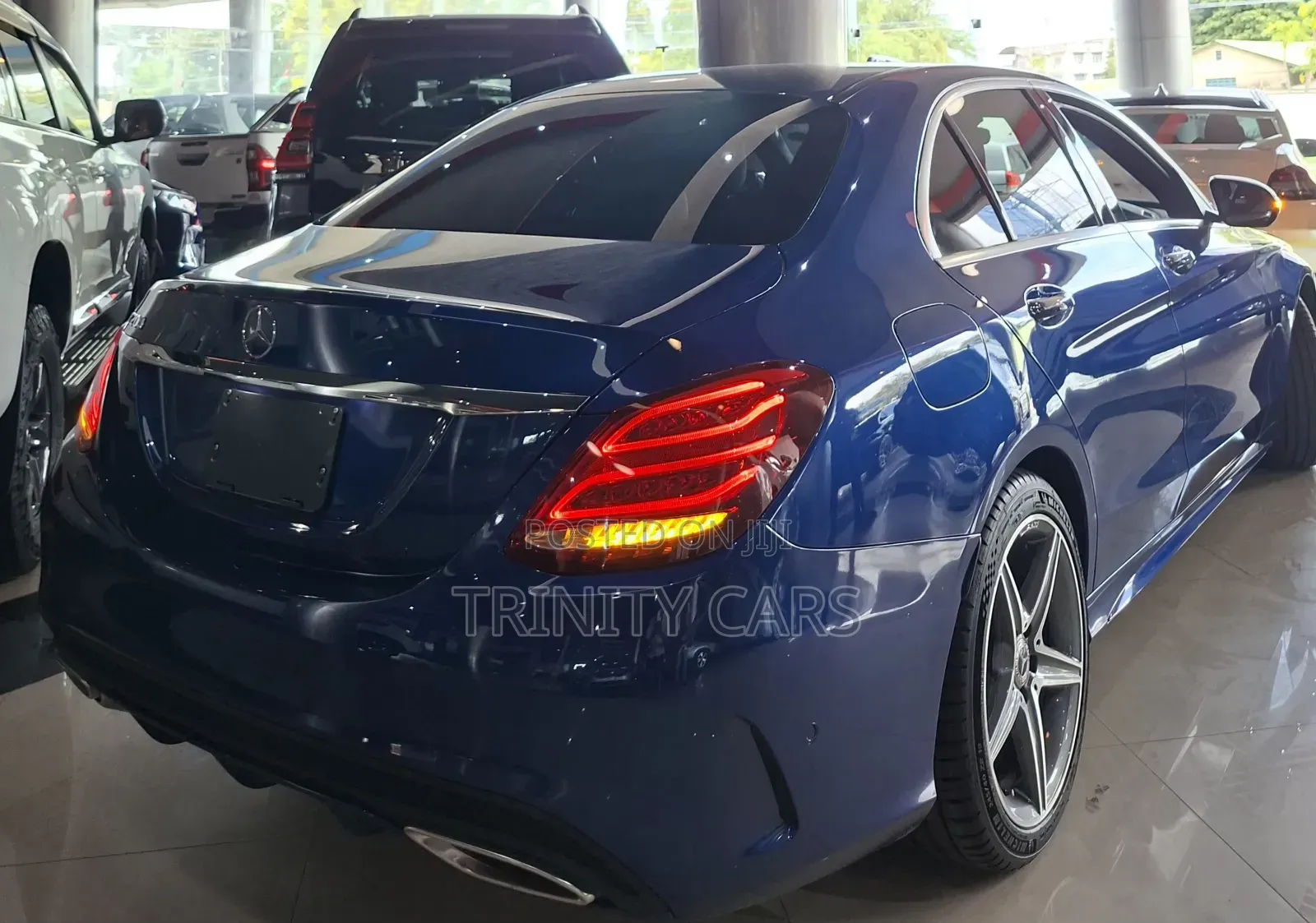 Mercedes-Benz C200 2019 Blue