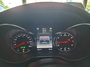 Mercedes-Benz C200 2019 Blue