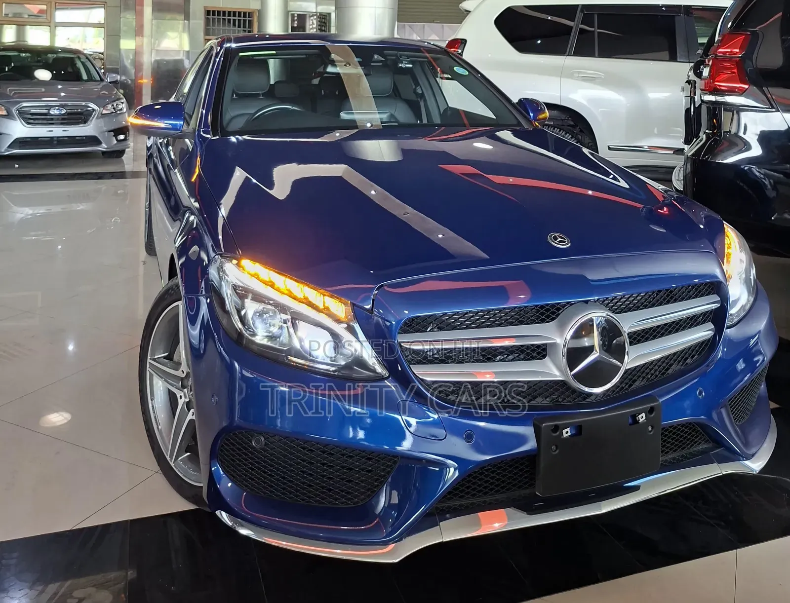 Mercedes-Benz C200 2019 Blue