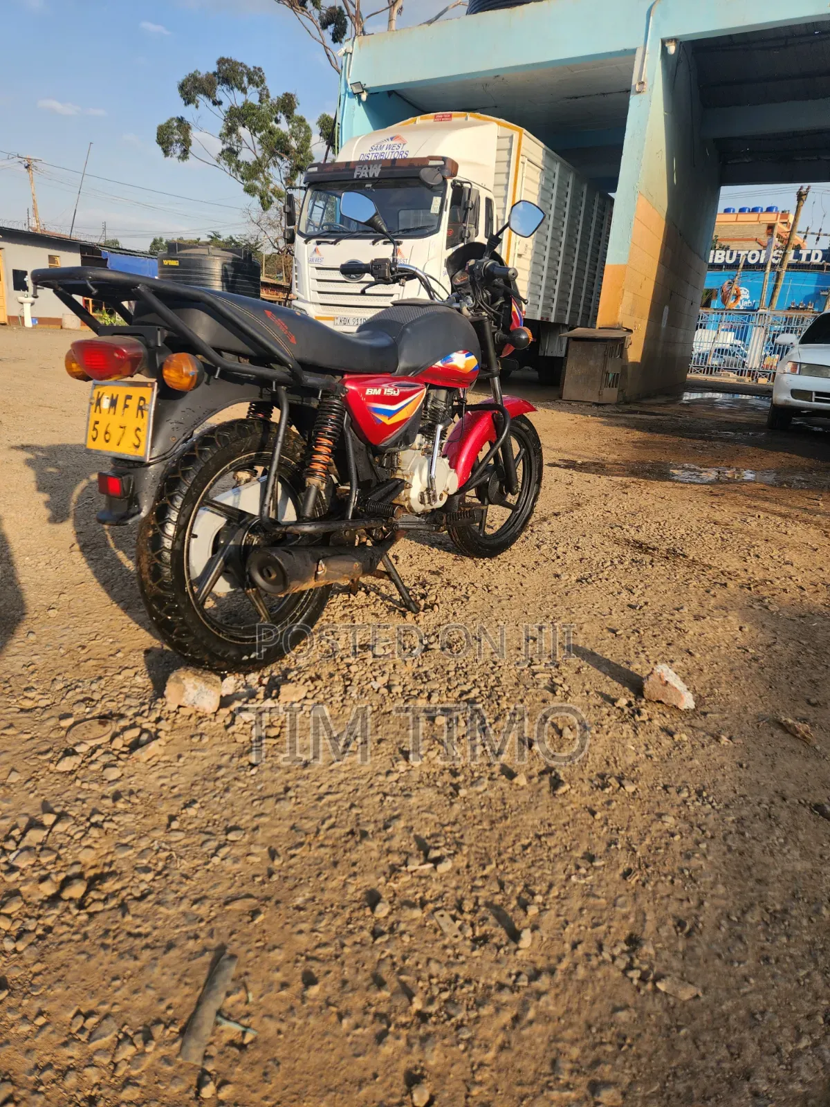 Bajaj Boxer 150 UG 2024 Red