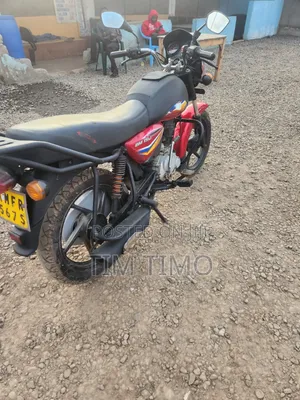 Bajaj Boxer 150 UG 2024 Red