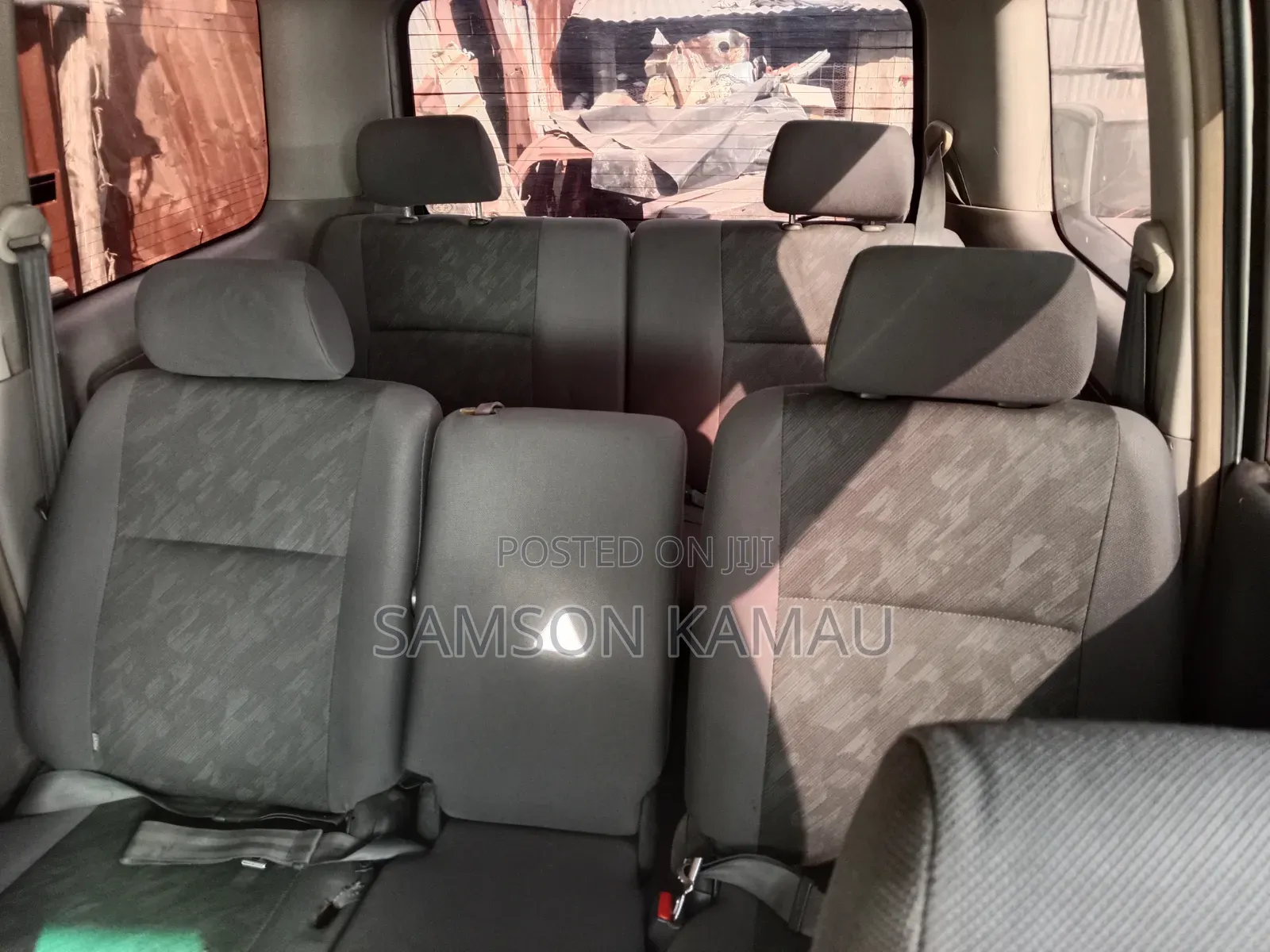 Toyota Voxy 2006 Silver