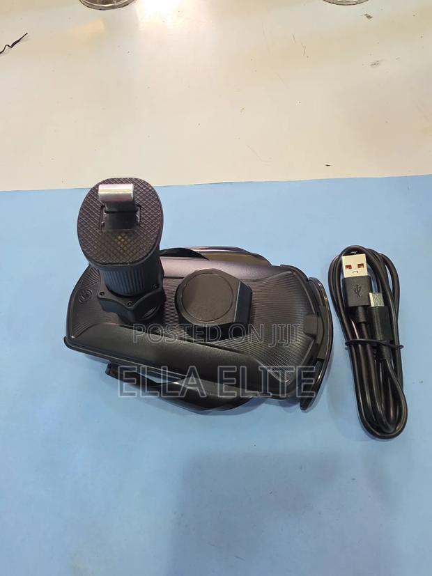 Clumping Wireless Fast Charging Car Phone Mount - thumbnail 2