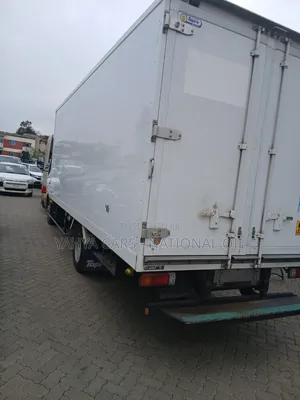 Hino Dutro