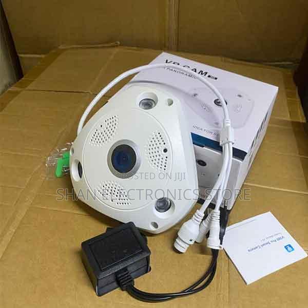 V7 Vr Ultra-Wide Fisheye Cam Designed for Complete Panoramic Coverage
