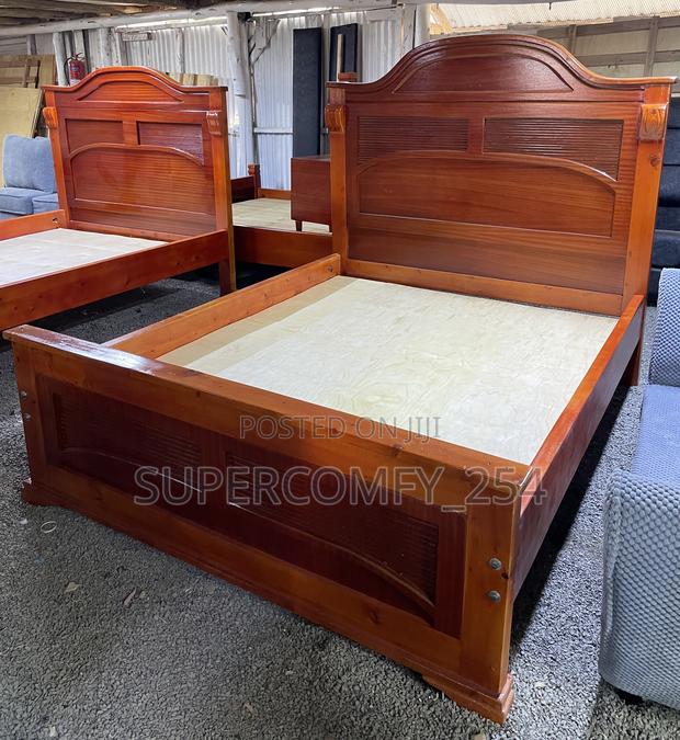 Classic Cypress Wooden Bed - thumbnail 3