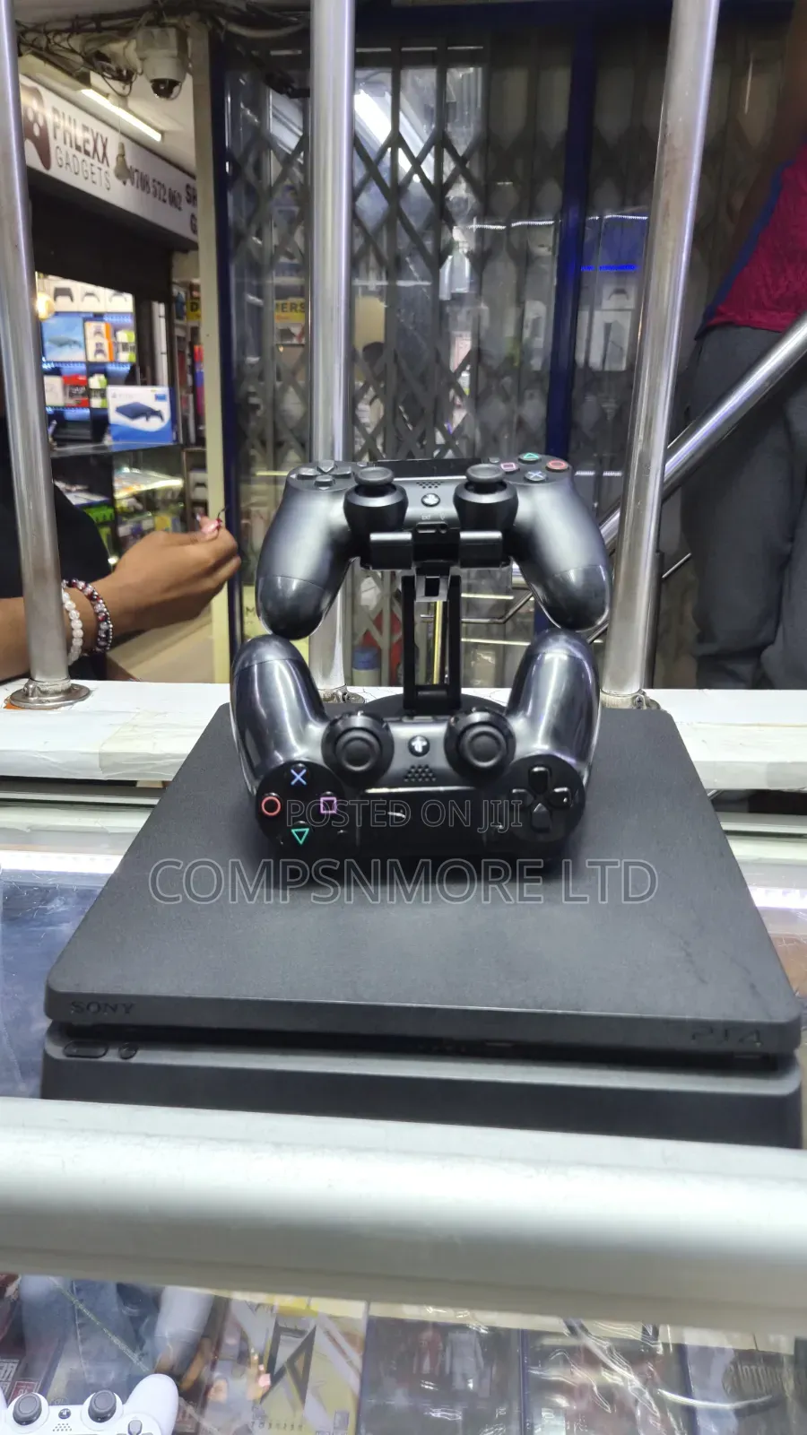 Playstation 4 Game Pads