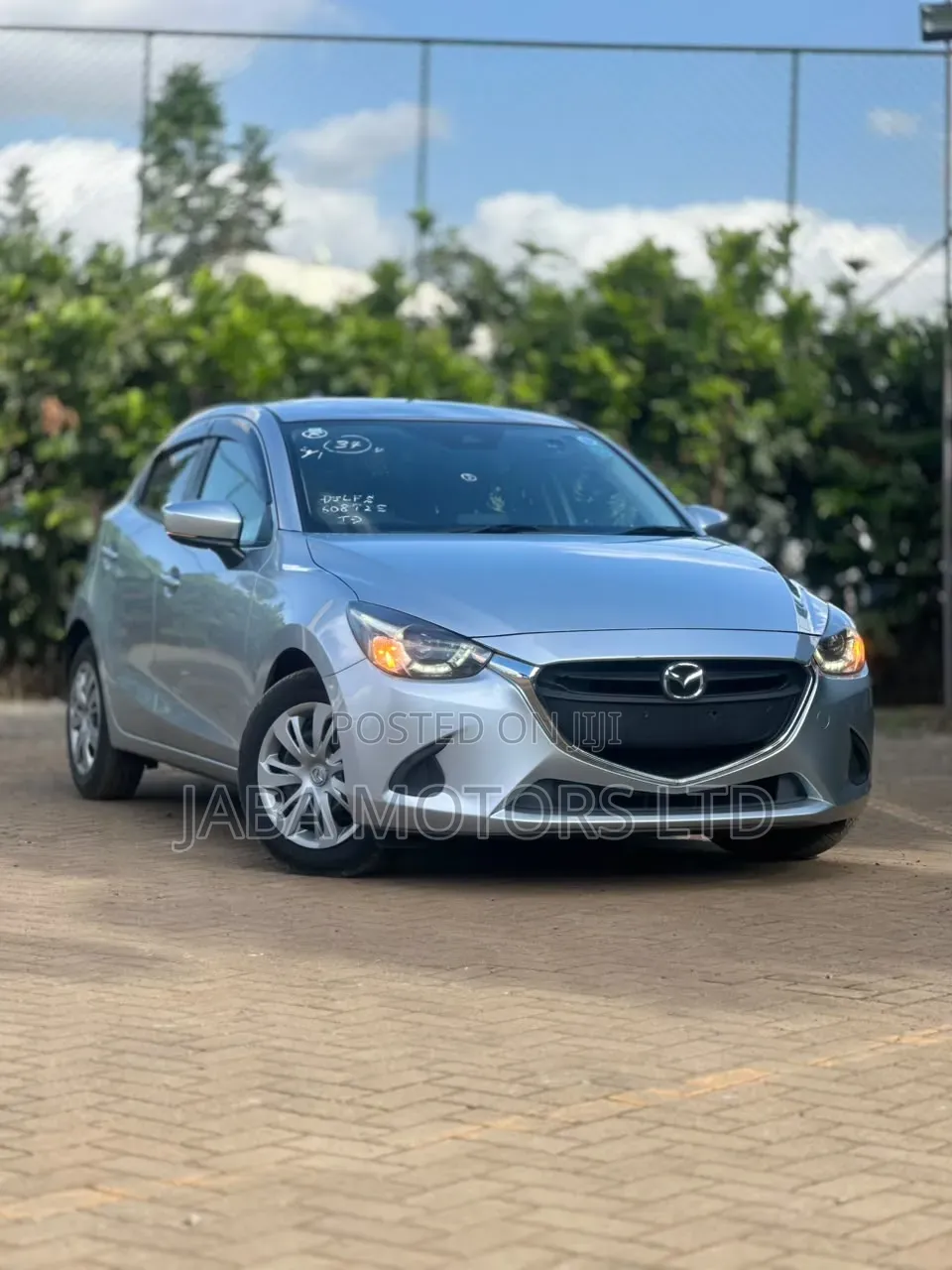 Mazda Demio 2019 Silver