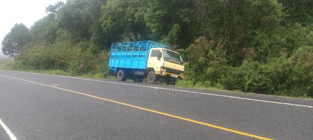 Mitsubishi Canter 1986 Yellow - thumbnail 5