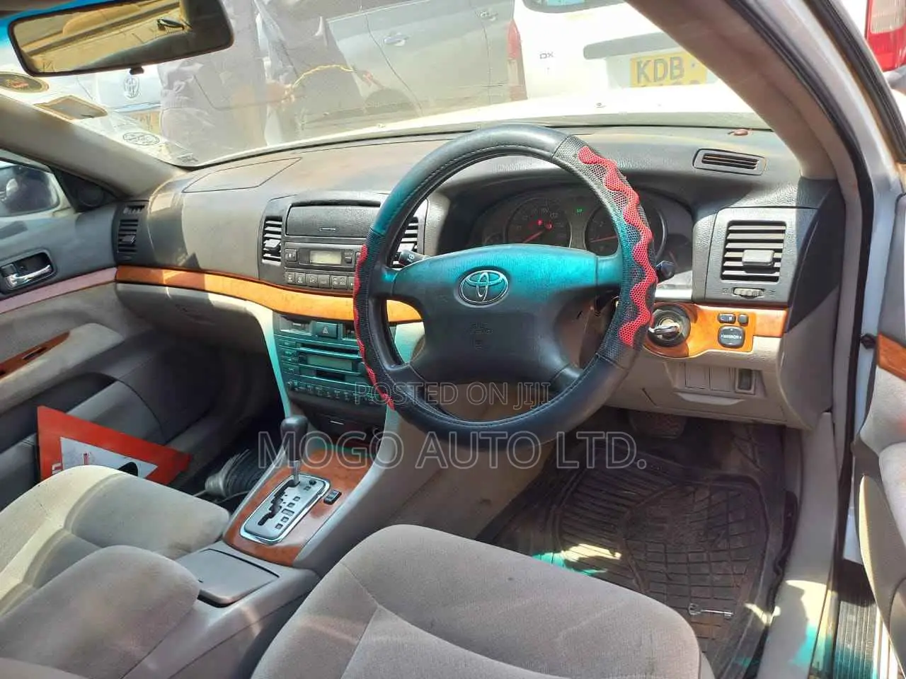 Toyota Mark II 2004 White