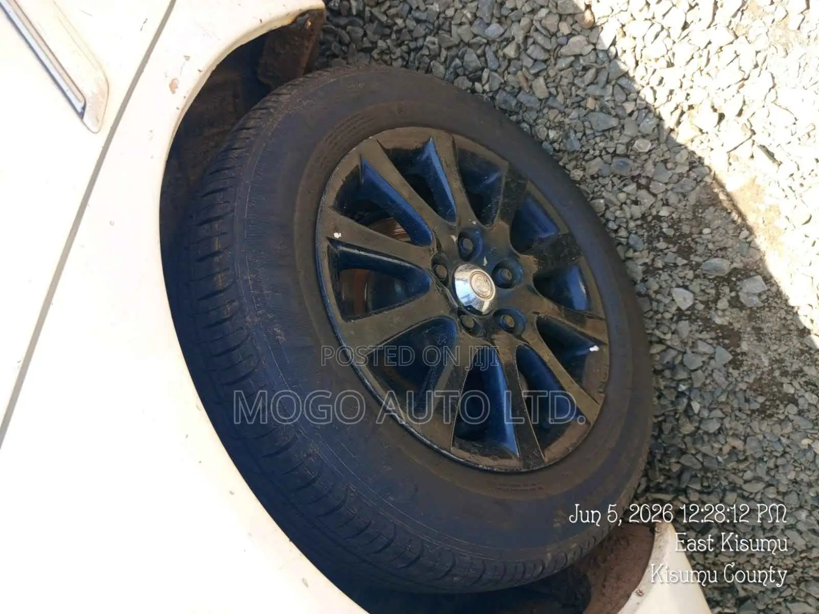Toyota Mark II 2004 White