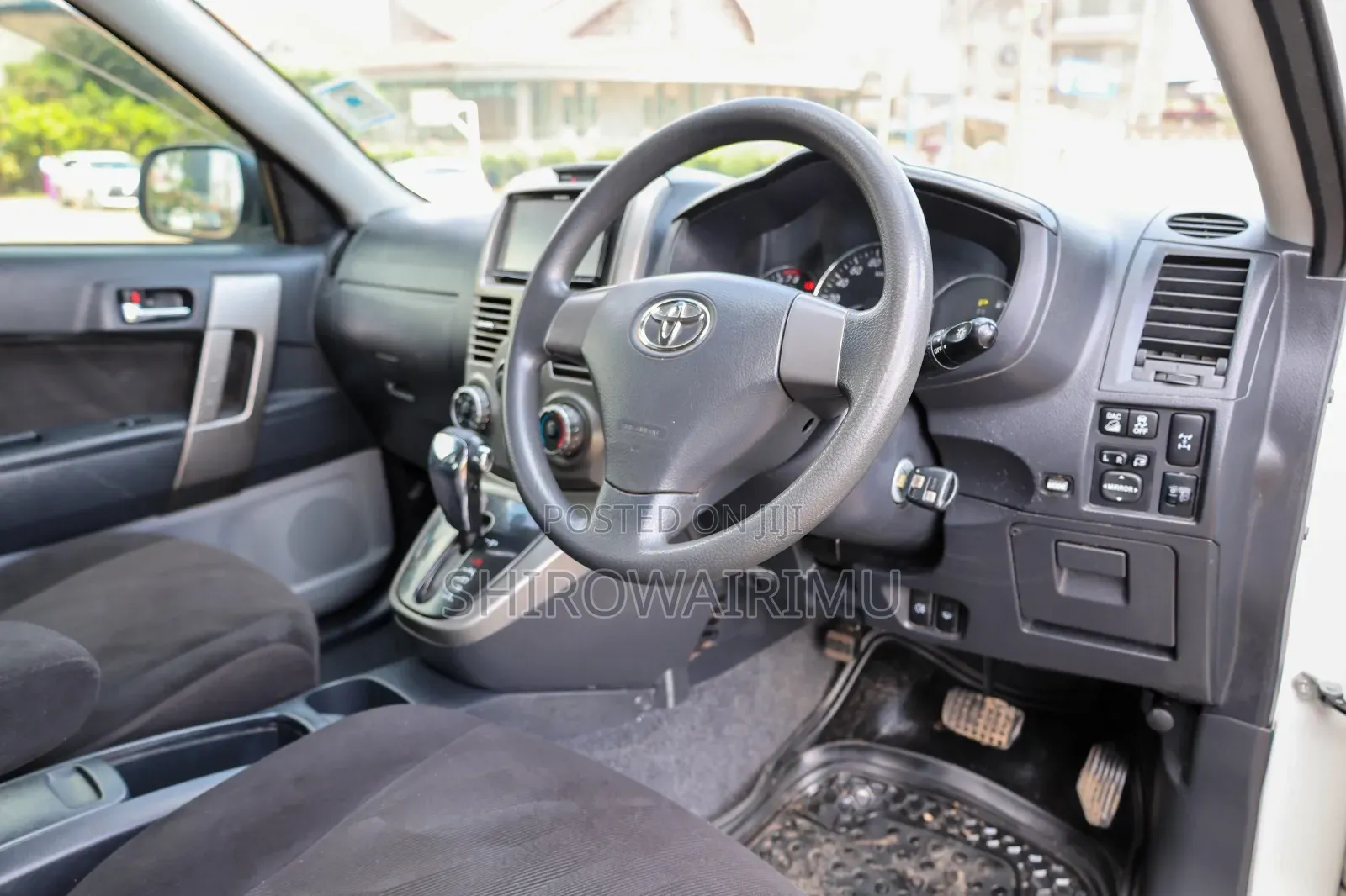 Toyota Rush 2016 Pearl