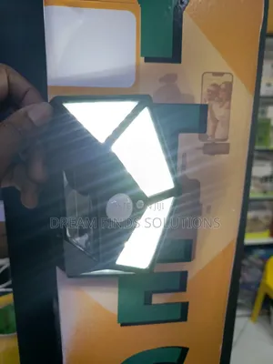 Bk 100 Solar Powered Outdoor Wall Light