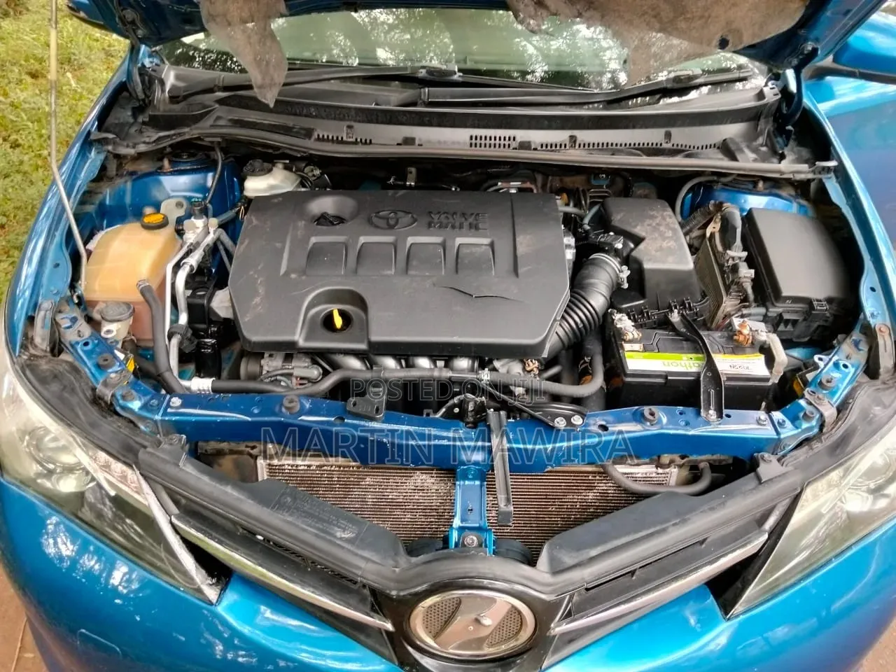 Toyota Auris 2013 Blue