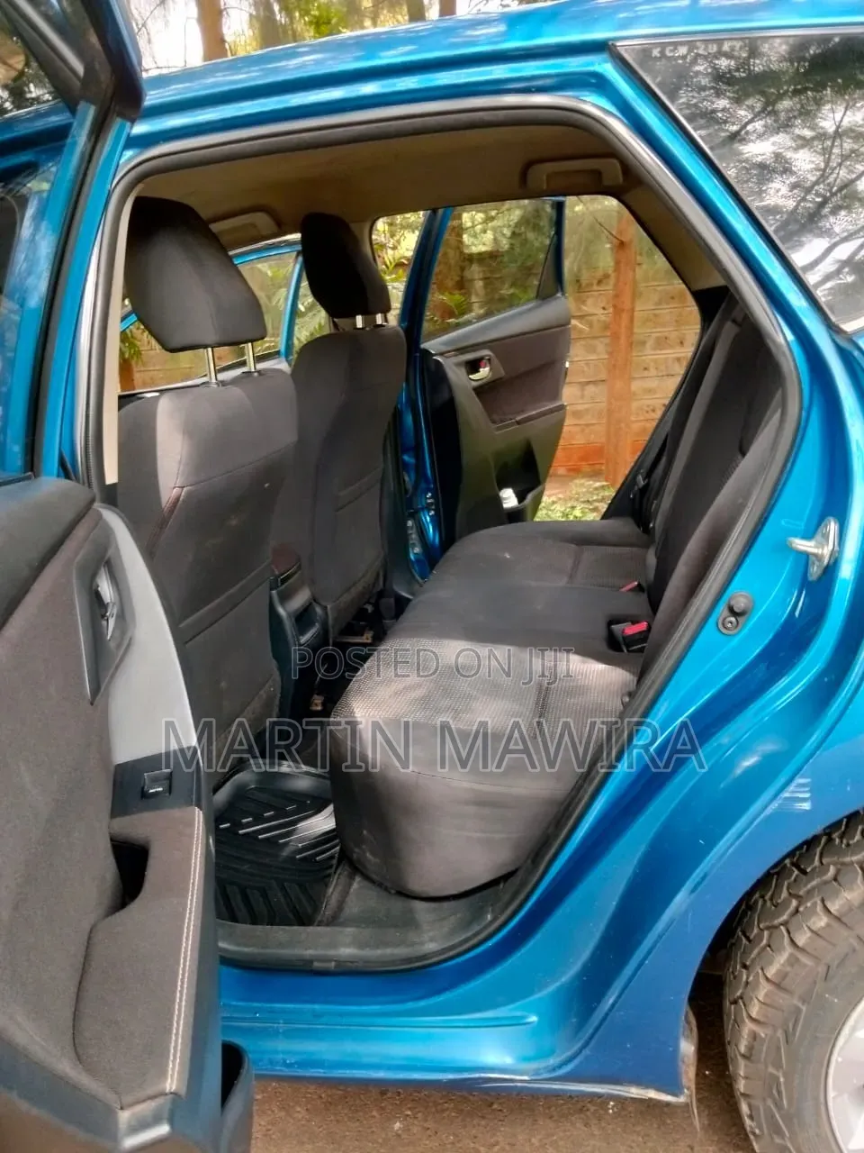 Toyota Auris 2013 Blue