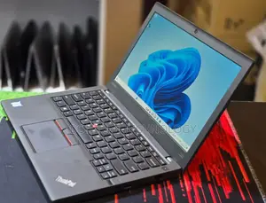 Laptop Lenovo ThinkPad X260 8GB Intel Core i5 SSD 256GB