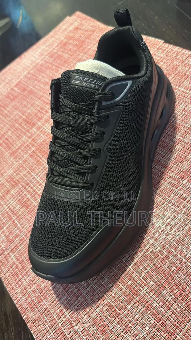 Black Sneakers - thumbnail 4