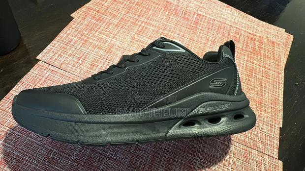 Black Sneakers - thumbnail 5