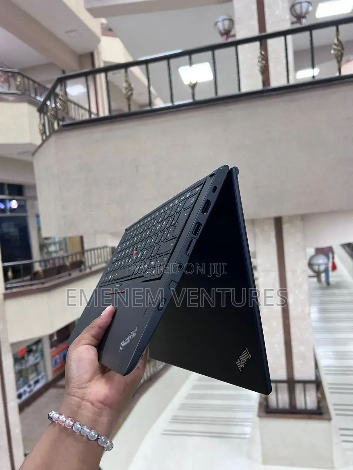 Laptop Lenovo ThinkPad X380 Yoga 8GB Intel Core i5 SSD 256GB