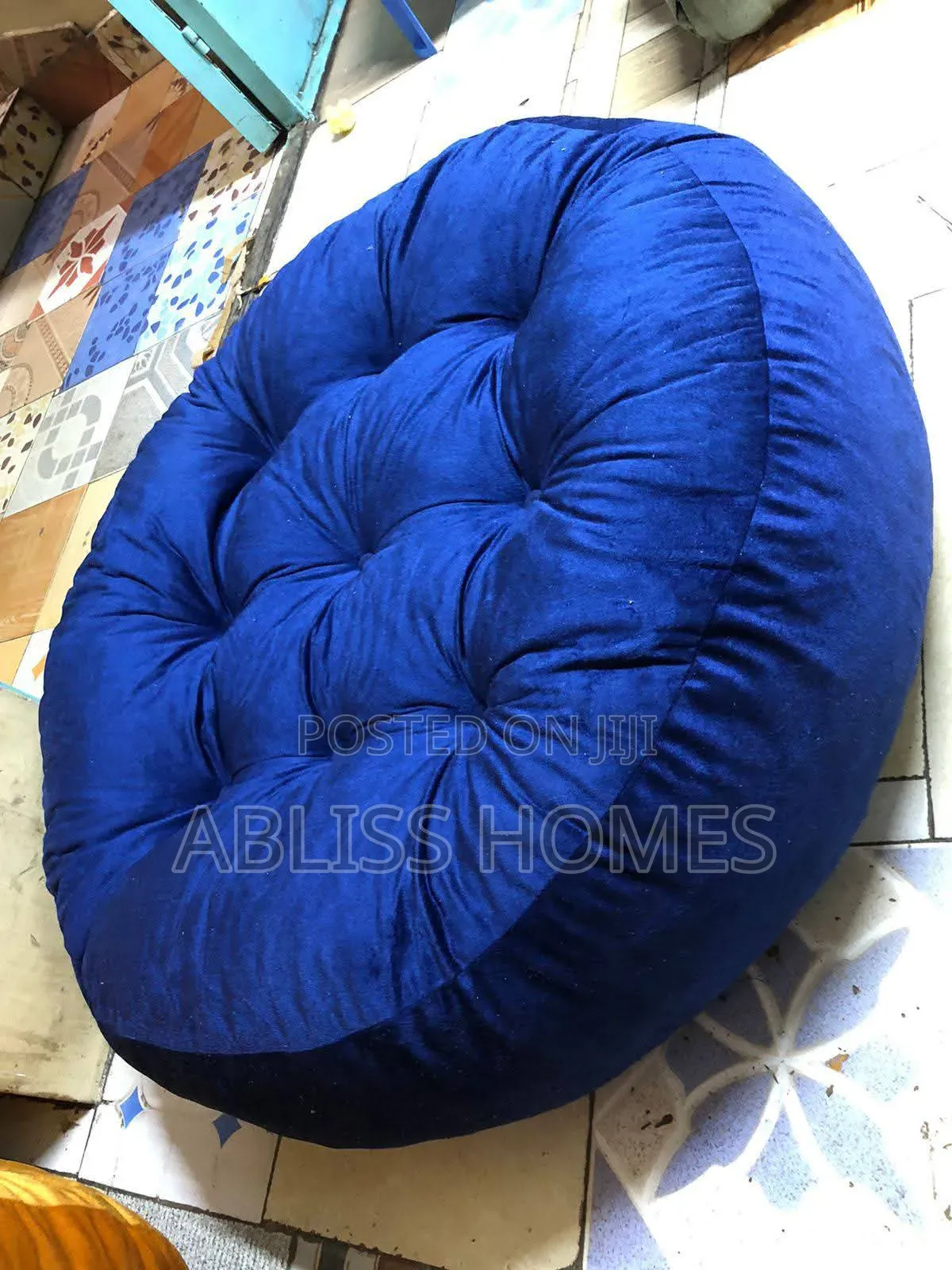Round Floor Pillows