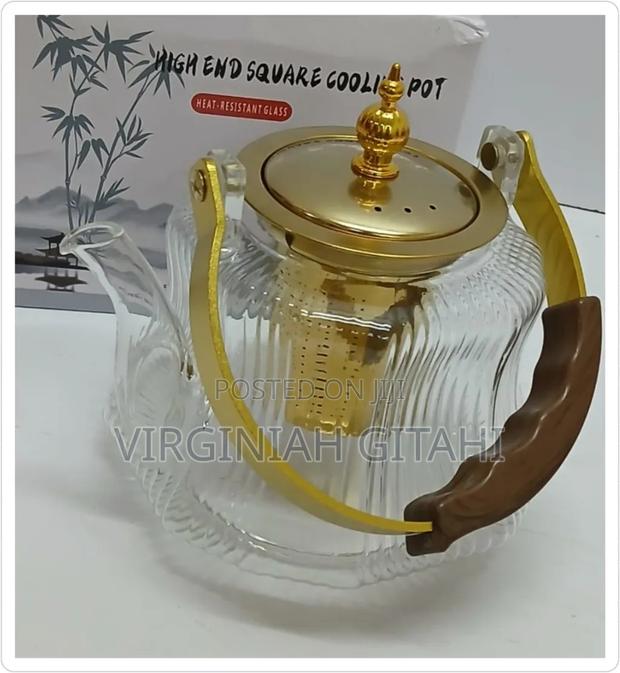 Heat Resistant Glass Teapot With Strainer Infuser