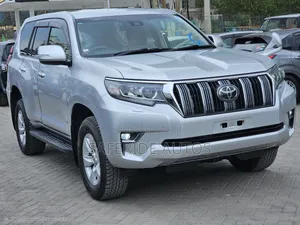 Toyota Land Cruiser Prado 2019 Silver