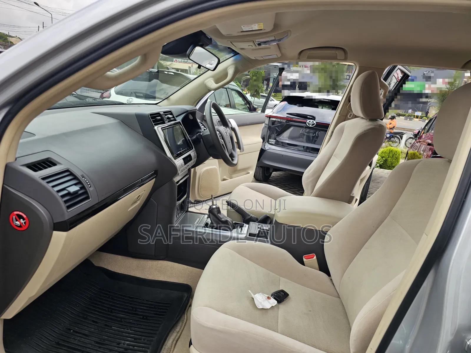 Toyota Land Cruiser Prado 2019 Silver