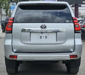 Toyota Land Cruiser Prado 2019 Silver