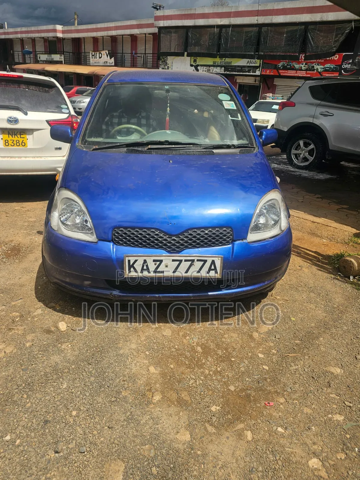 Toyota Vitz 2002 Blue
