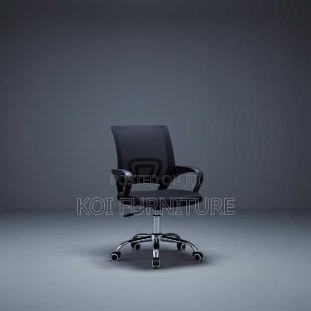 Office Chairs; Clerical Black Mesh Home Office Set Up Chairs