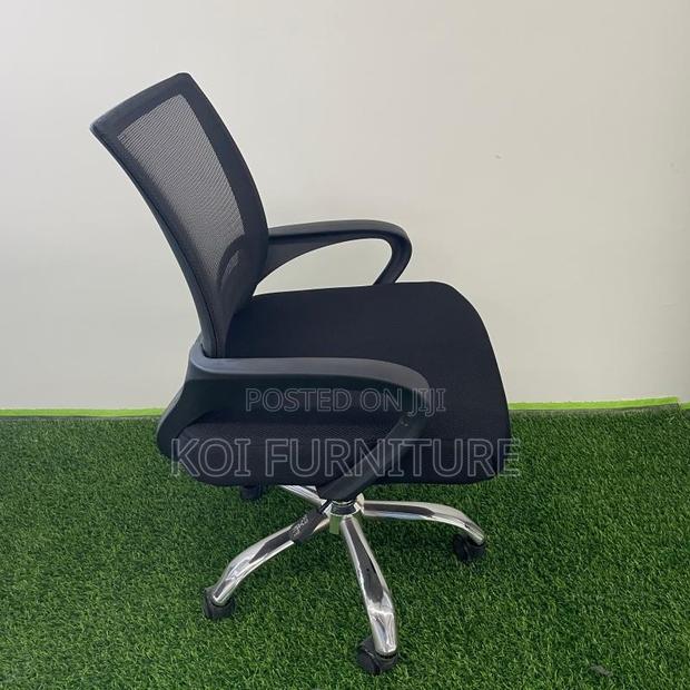 Office Chairs; Clerical Black Mesh Home Office Set Up Chairs - thumbnail 3