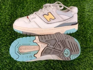 New Balance 550