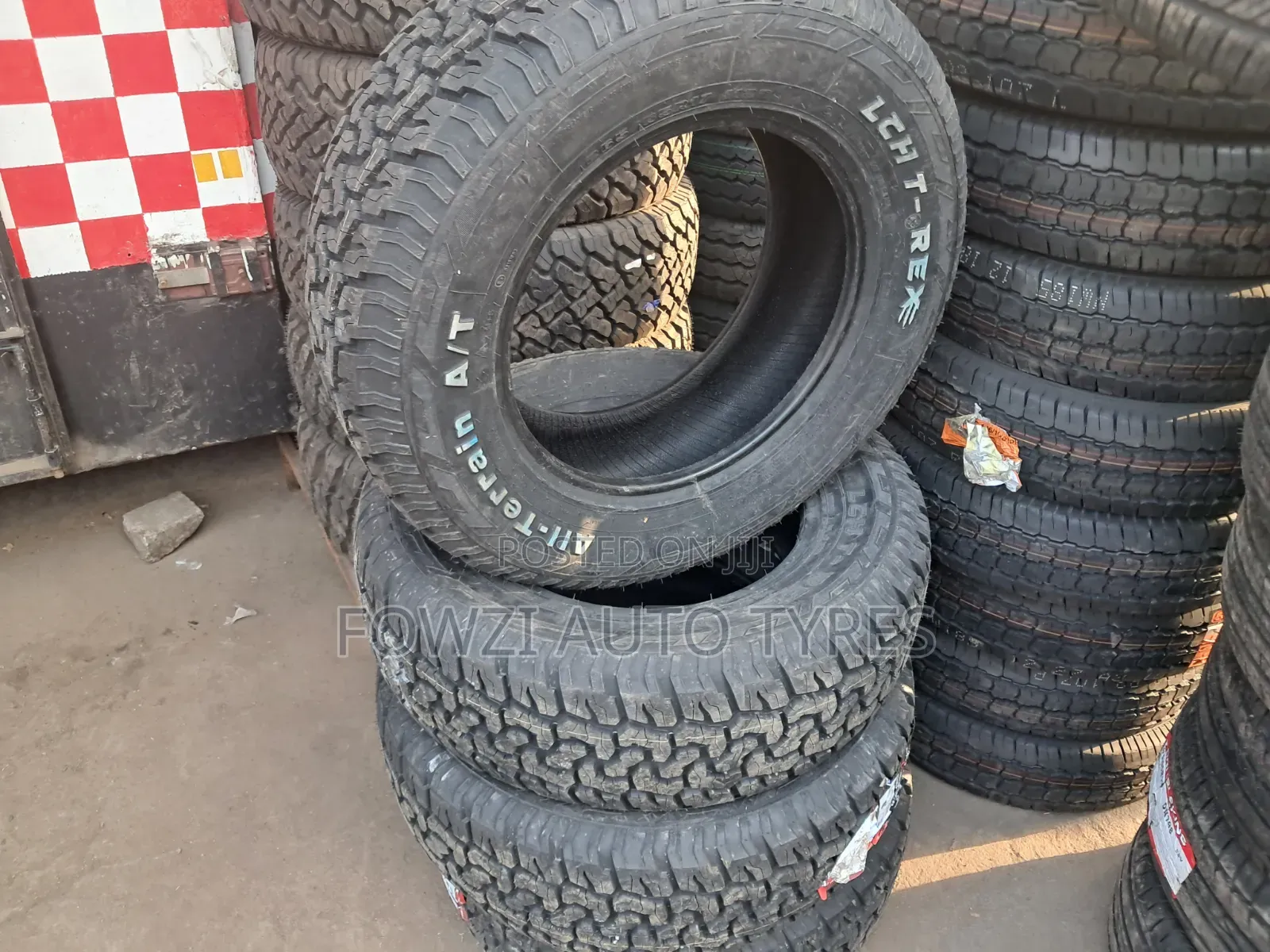 265/65/17 LCH (All Terrains)