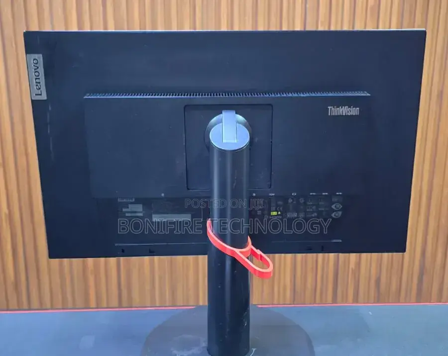 Lenovo Thinkvision T24i-20 1080p FHD 
Hdmi ,Vga,Display Port