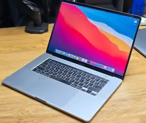 Laptop Apple MacBook Pro 16GB Intel Core i9 SSD 1T