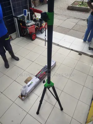 Speaker Stand