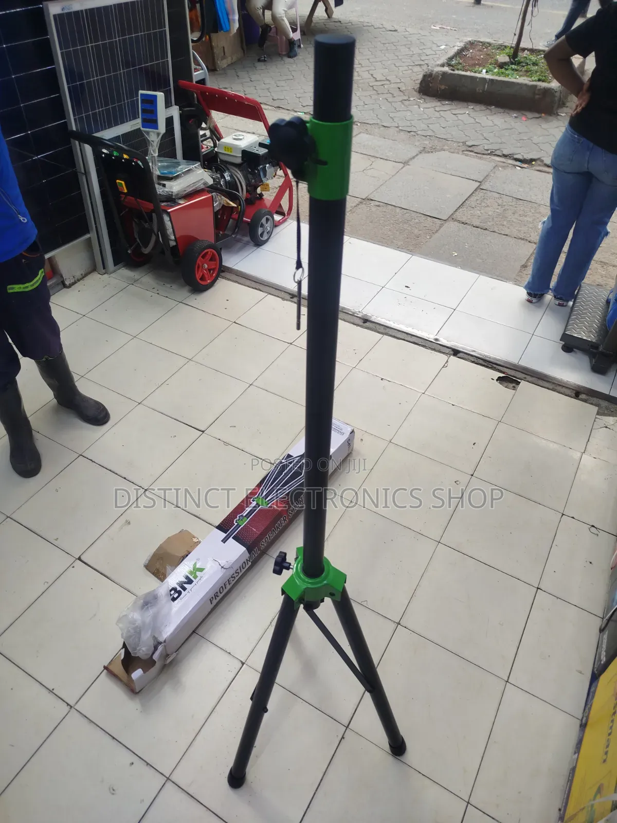 Speaker Stand