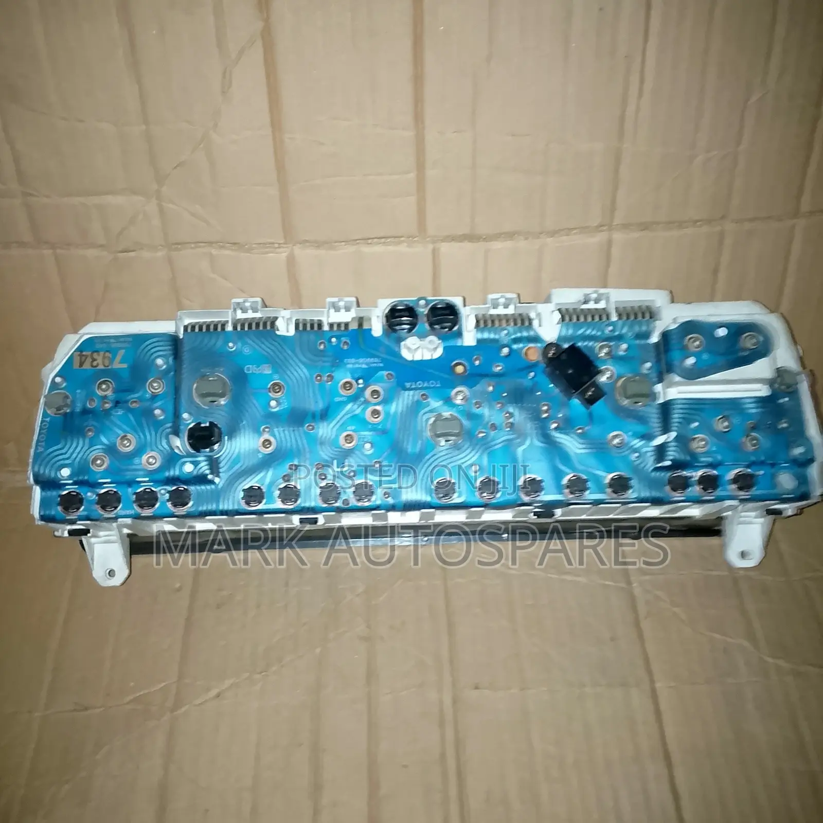 Toyota Hilux Surf, 4runner Speedometer Cluster 1992